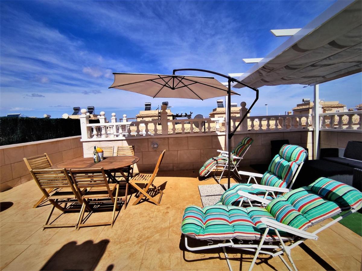 Modern Townhouse With Bbq & Terrace - Vakantiehuis *